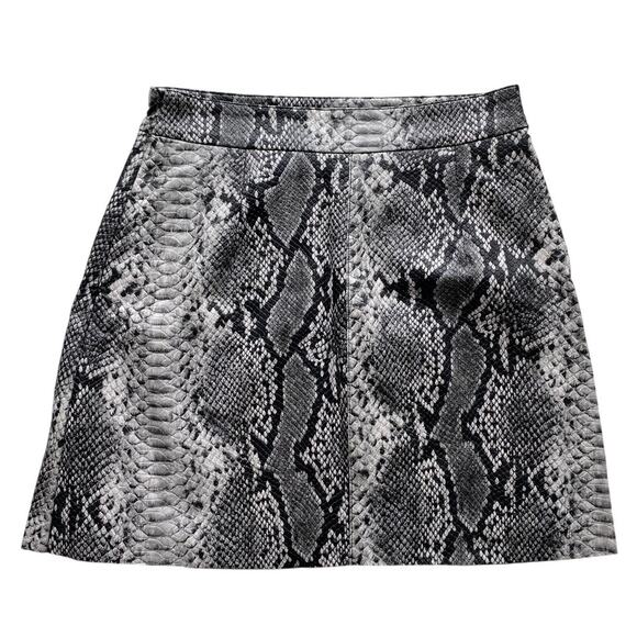 French Connection : NEW Snake Print Textured Faux Leather Mini Skirt : Size 0 - Picture 1 of 8
